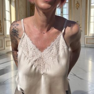 🤍Top satiné col V et dentelle